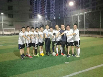 置業(yè)公司足球隊(duì)挺進(jìn)“中安保理杯”前四強(qiáng) 