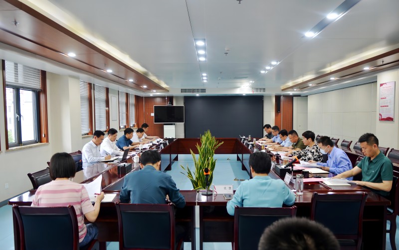 集團(tuán)公司黨委委員、副總經(jīng)理汪世杰赴皖投置業(yè)公司開展現(xiàn)場(chǎng)調(diào)研